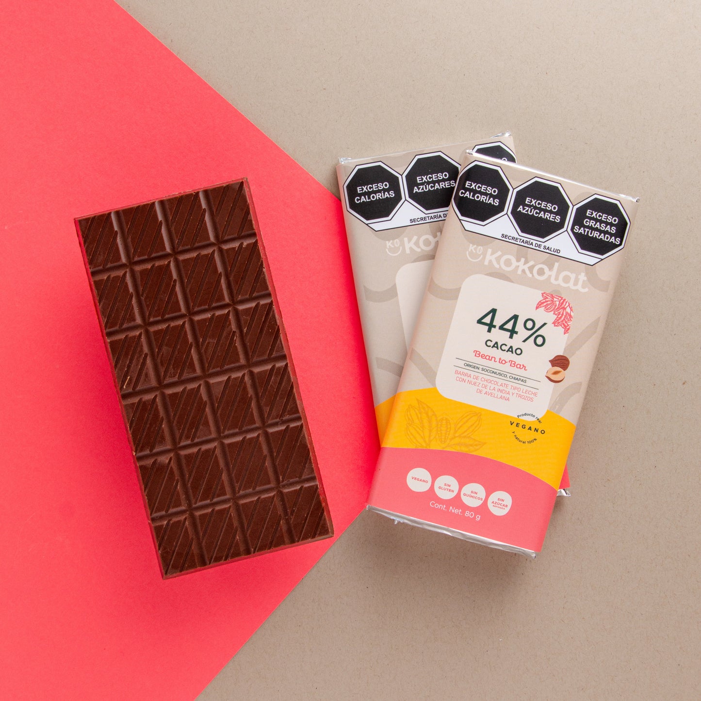 Chocolate 44% Cacao tipo leche con Avellana